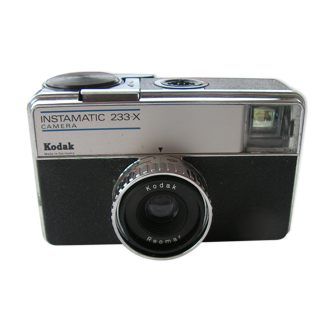 Former kodak camera instamatic 233 x
