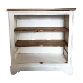 Skated shelf