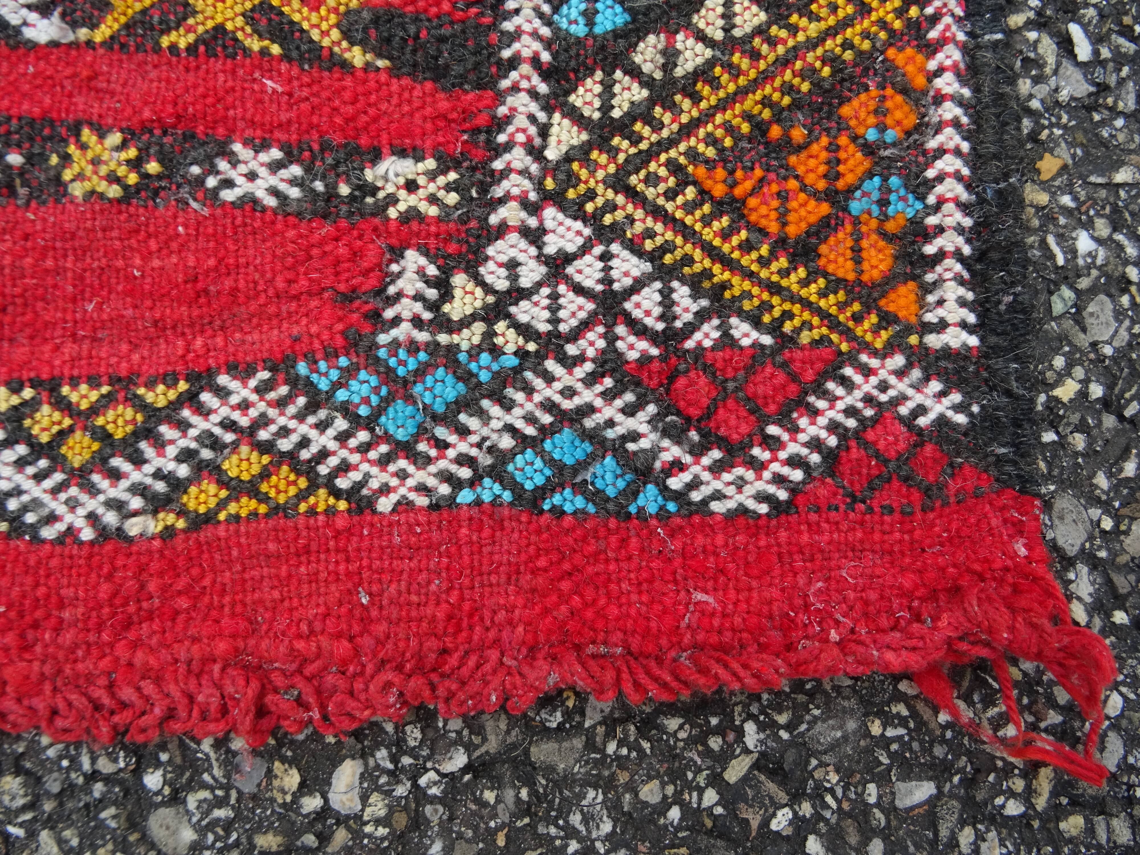 Handmade Tuareg Berber rug 233 x 133 cm