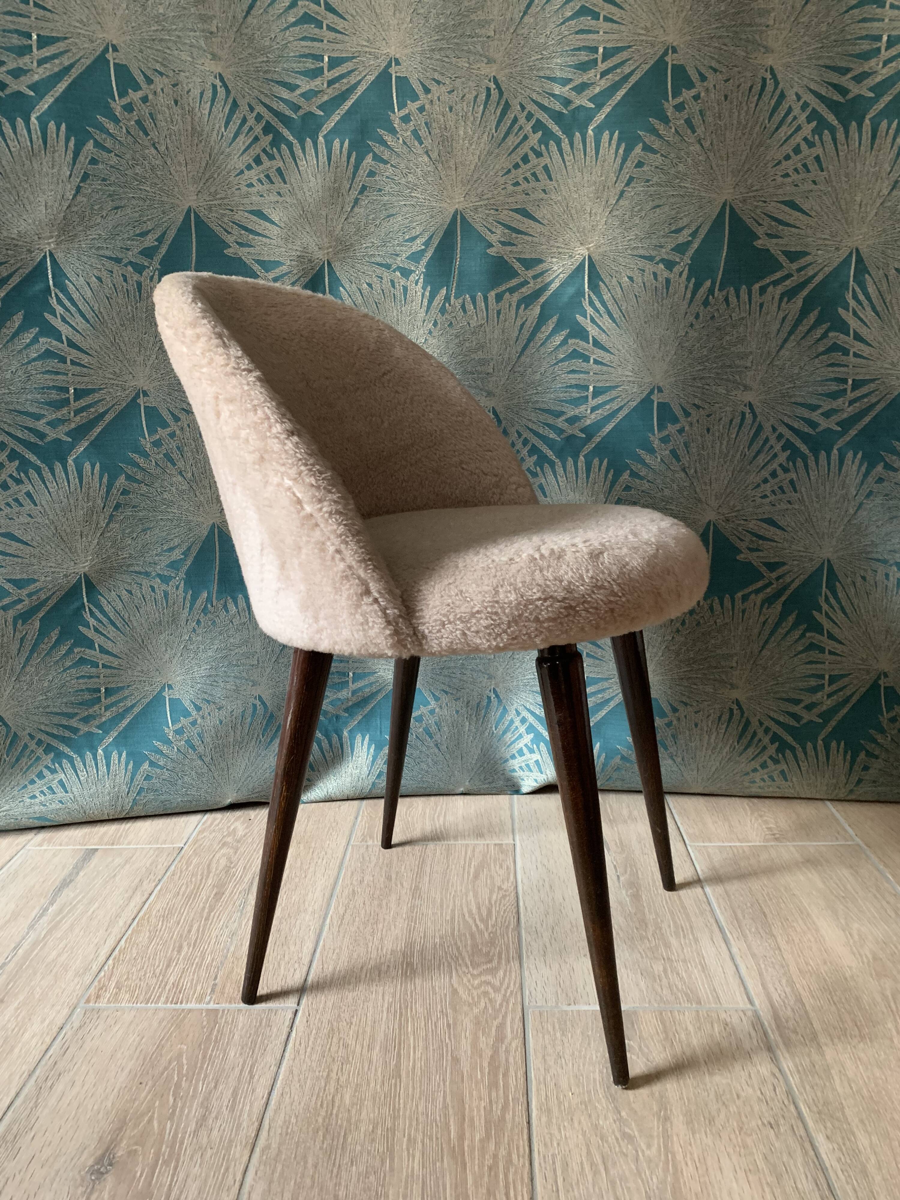 Pair of vintage Moumoute chair