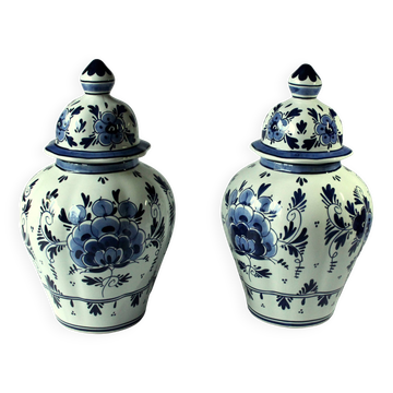 2 handpainted Delft vases with lid as a set, Vintage, marked