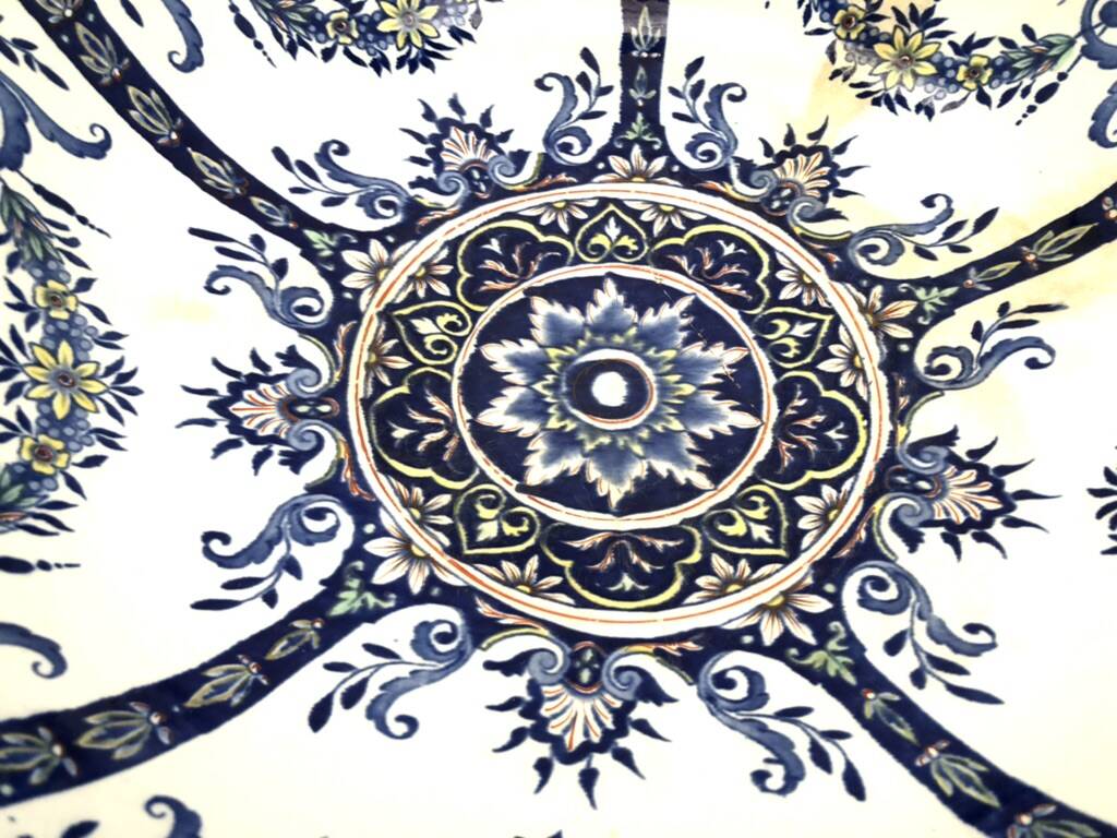 Antique Jules Vieillard Bordeaux toilet set – Rouen model, 19th century