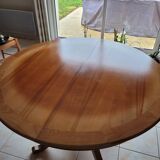 Louis Pjilippe cherry round table with 2 extensions