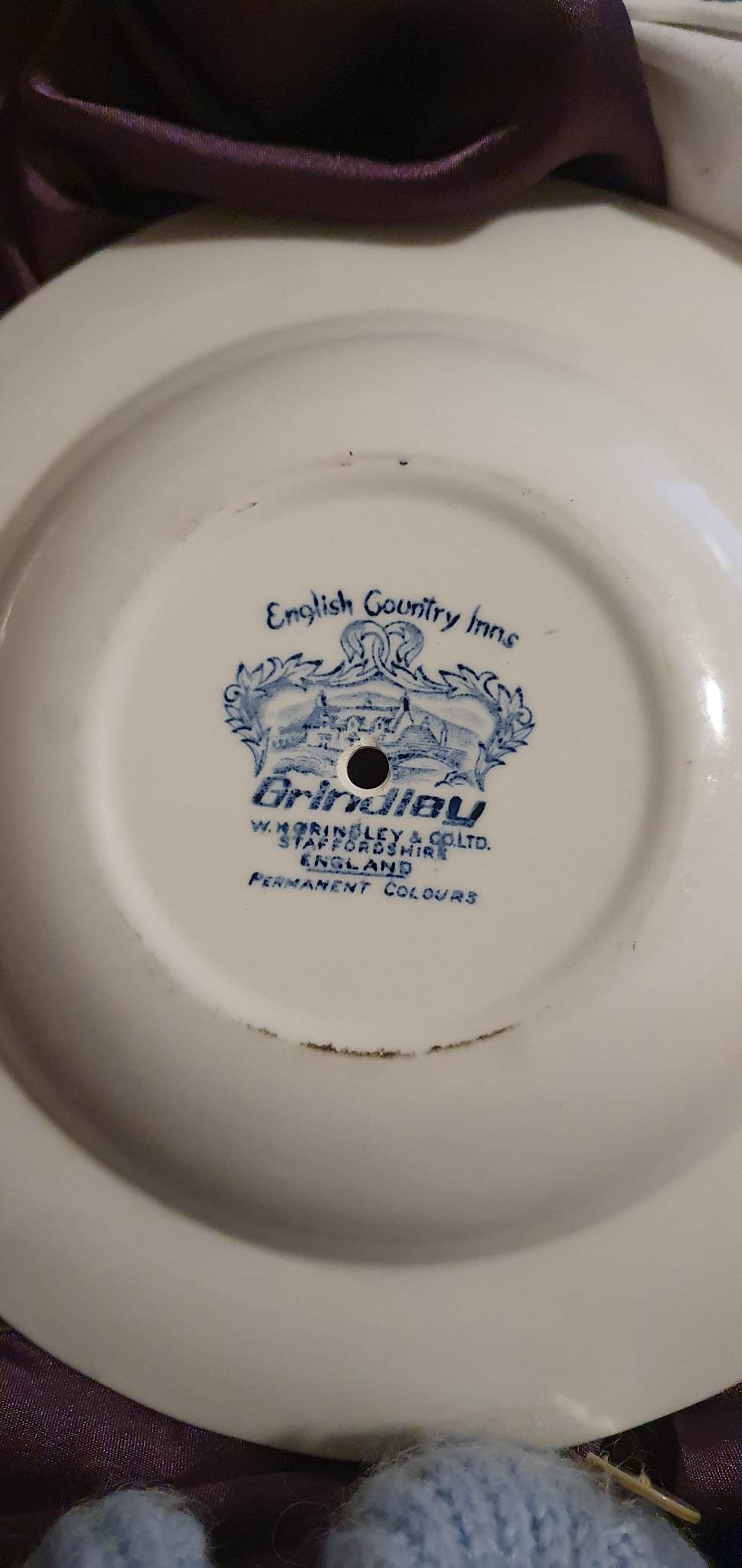 Servant, cake display, fruit, aperitif