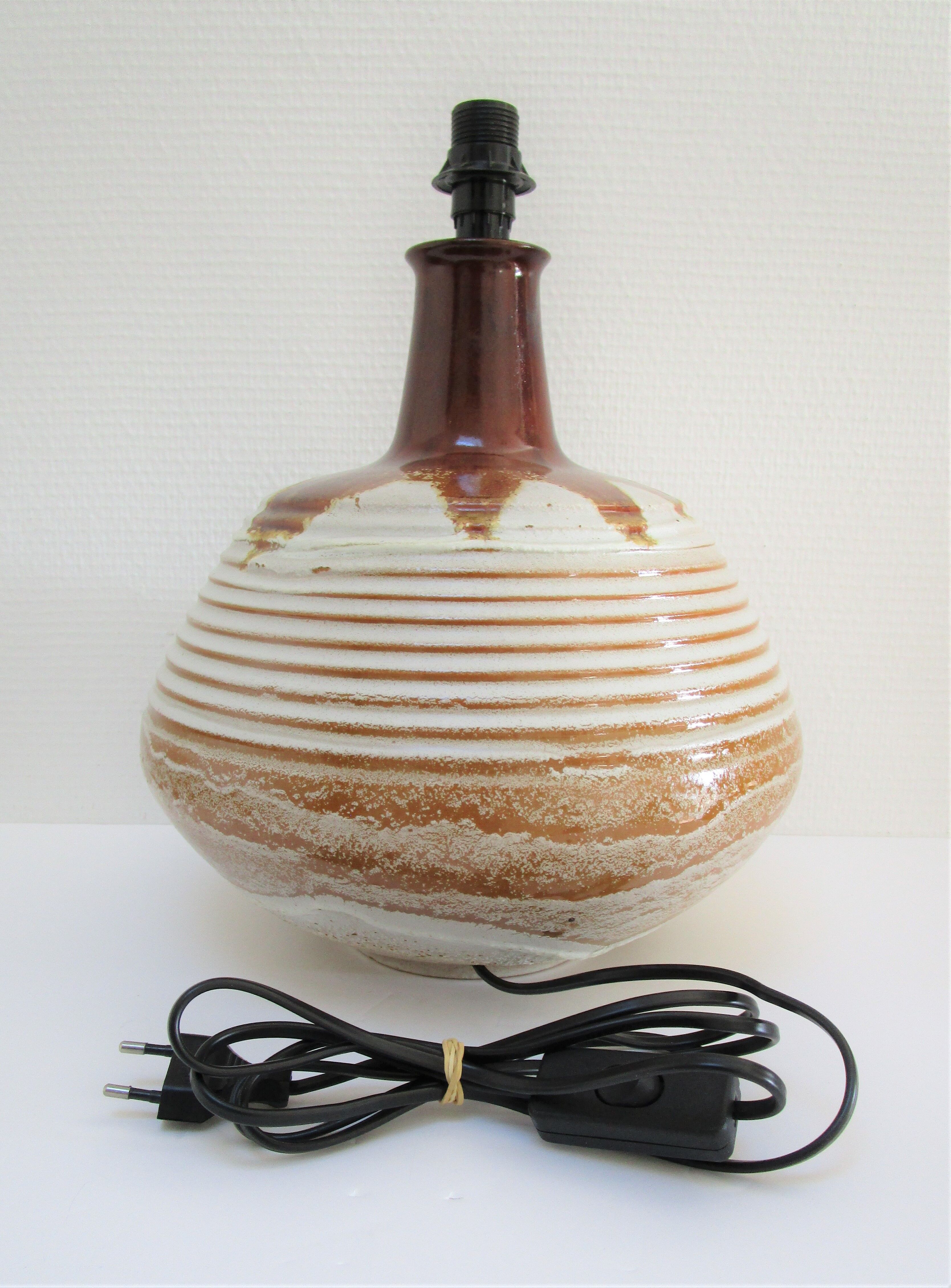 Italian ceramic lamp foot 70s