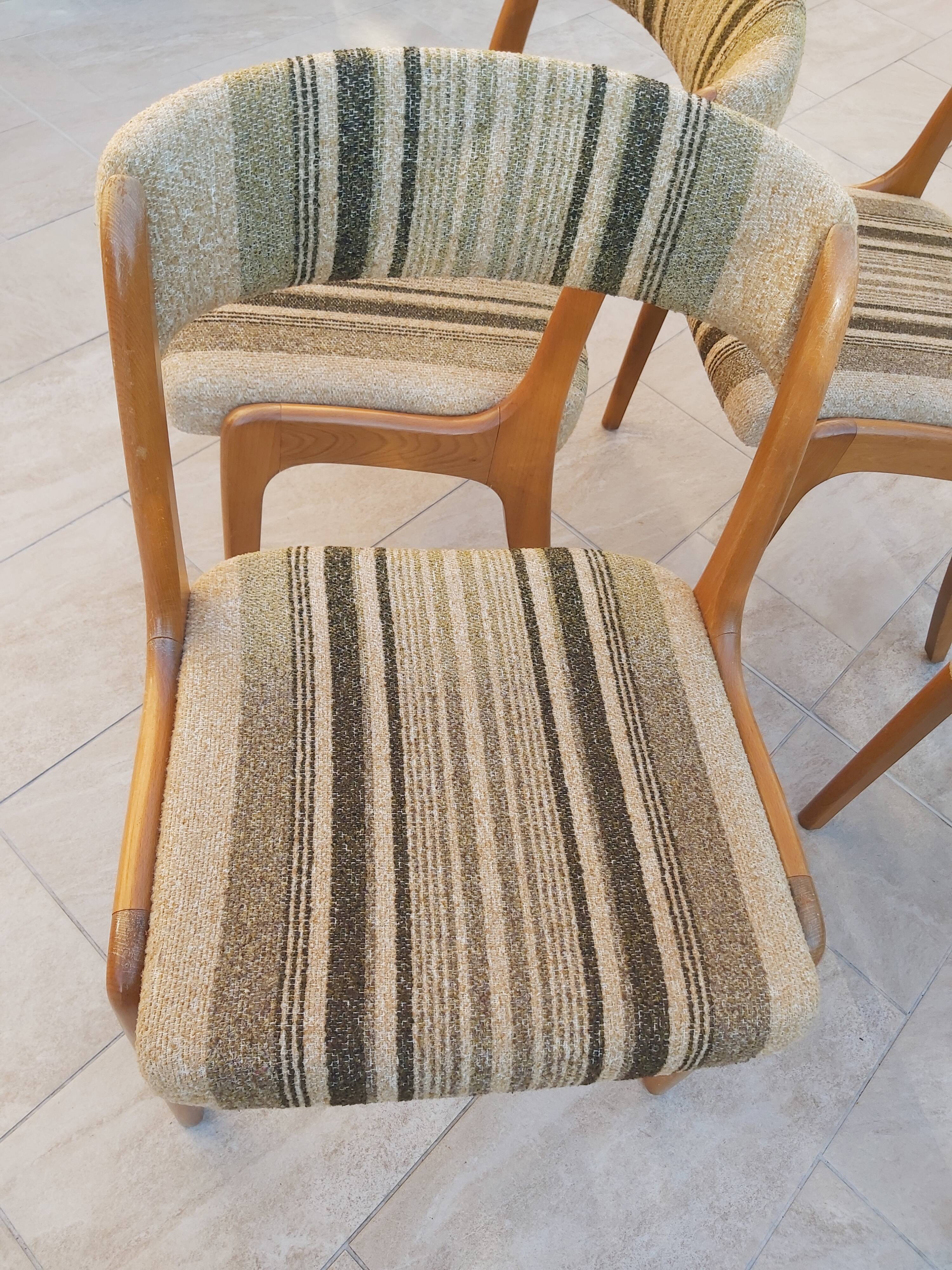 4 chairs wood and fabric 70s
