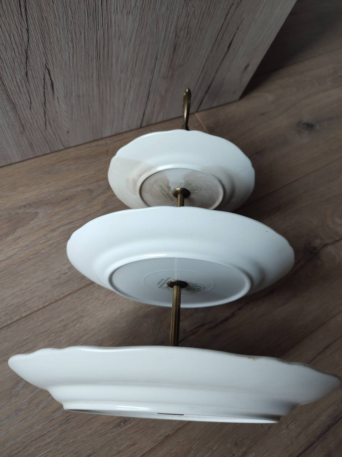 Servant Cake display Villeroy and Boch