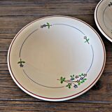 2 raised round dishes Moulin des Loups Orchies Isabelle