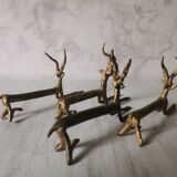 Antelope knife holder