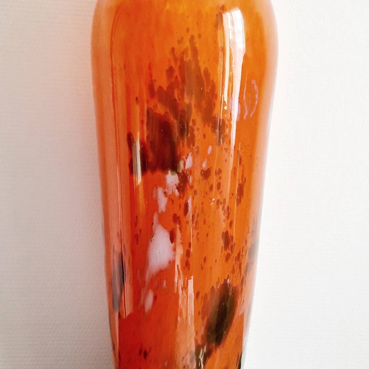 Marmoreal glass vase signed Lorrain Nancy