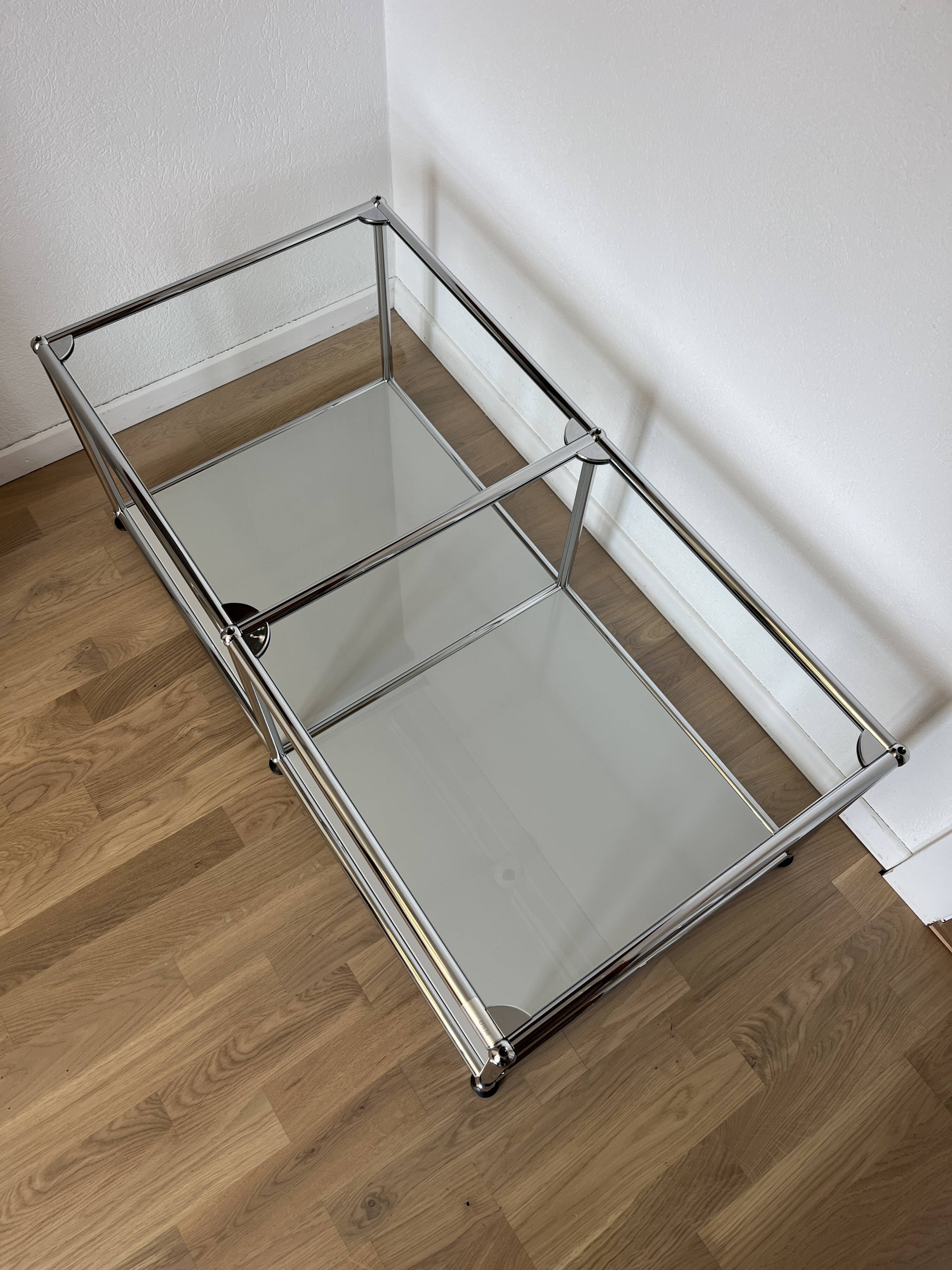 USM Haller Coffee Table in Light Grey and Glass