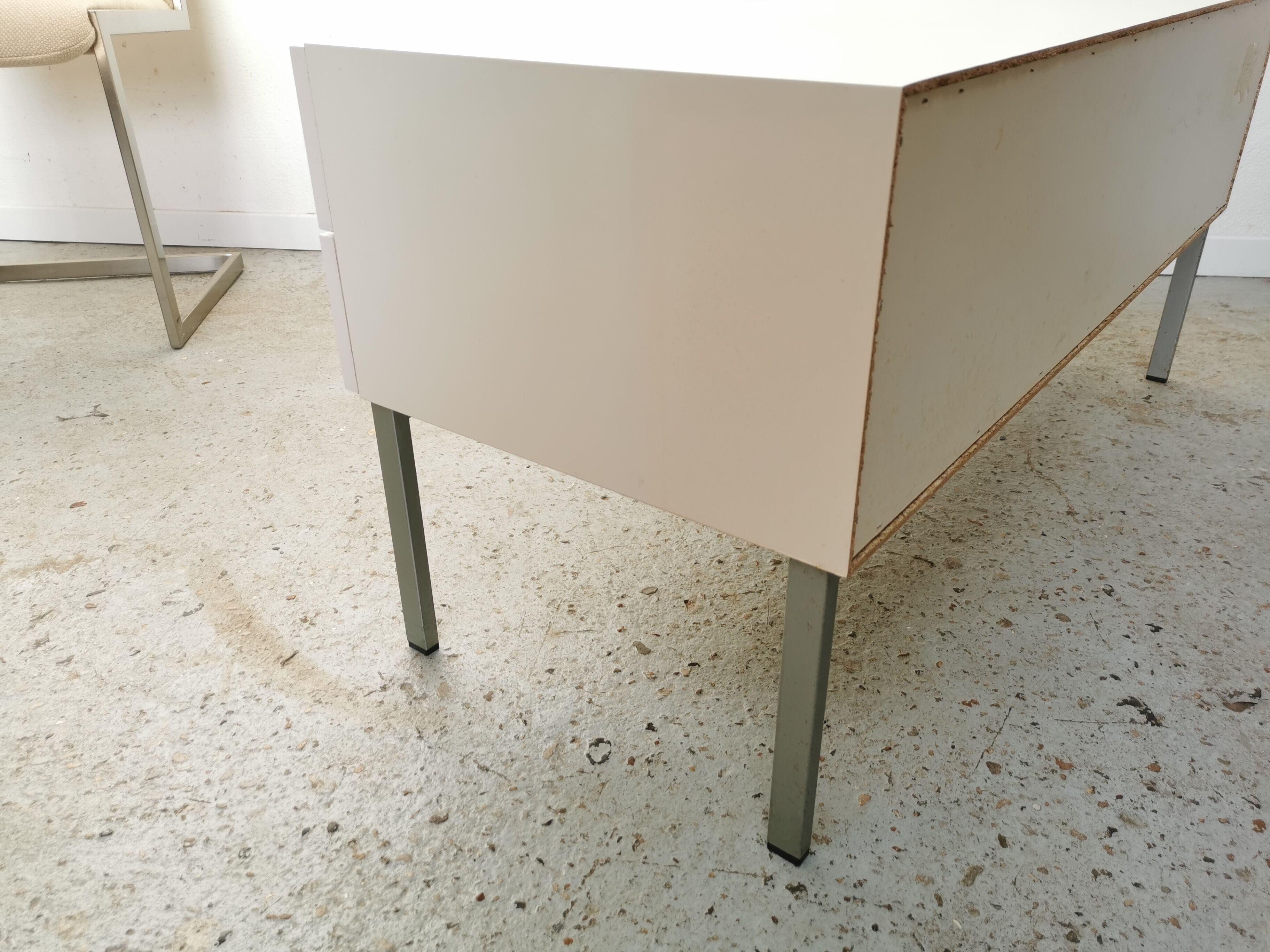 Bedside chest of drawers vintage design 1970