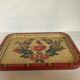 Plateau russe peint en relief