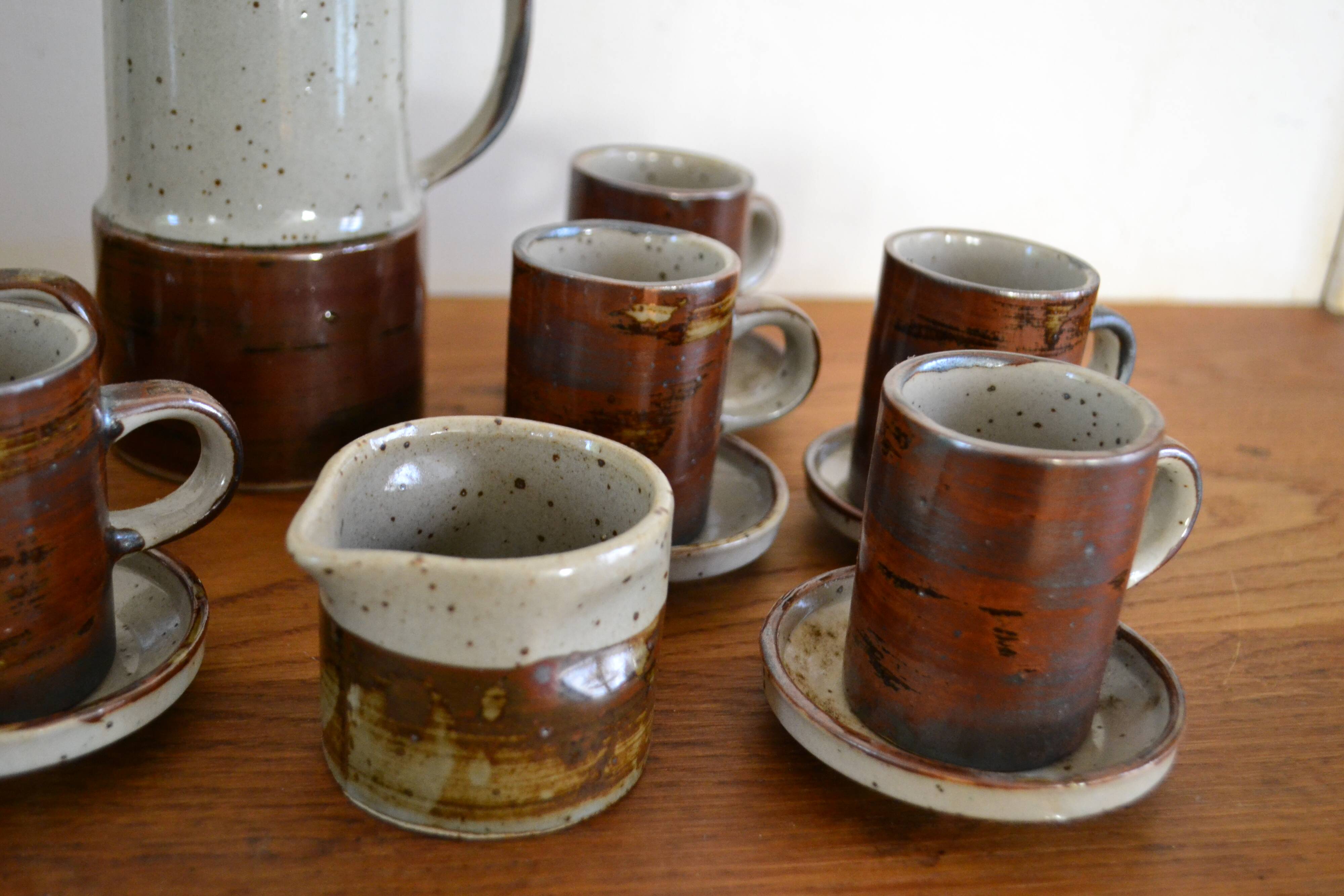 Vintage enameled stoneware coffee service made in Japan 60s