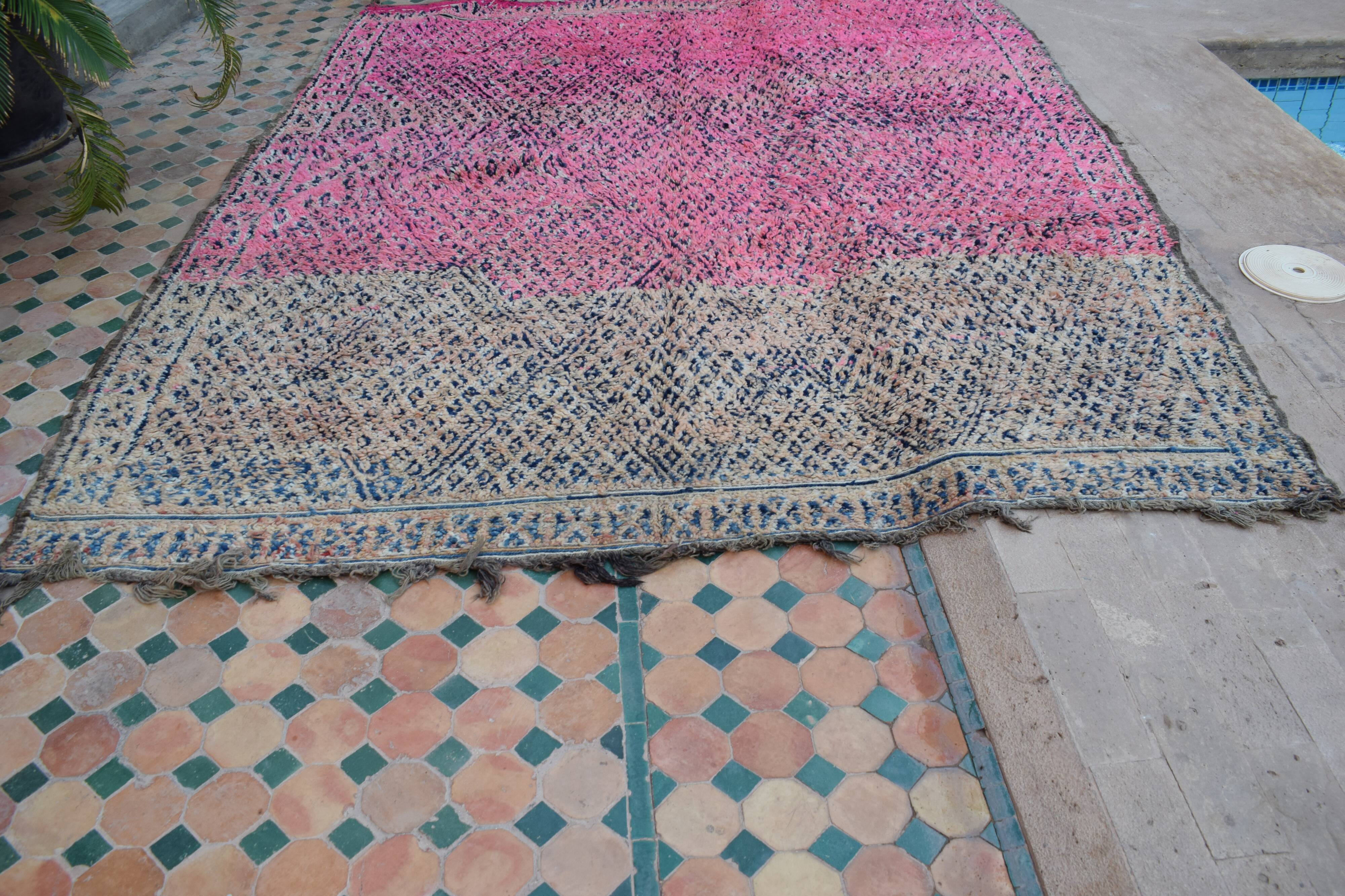 Vintage moroccan berber rug, 275x223 cm