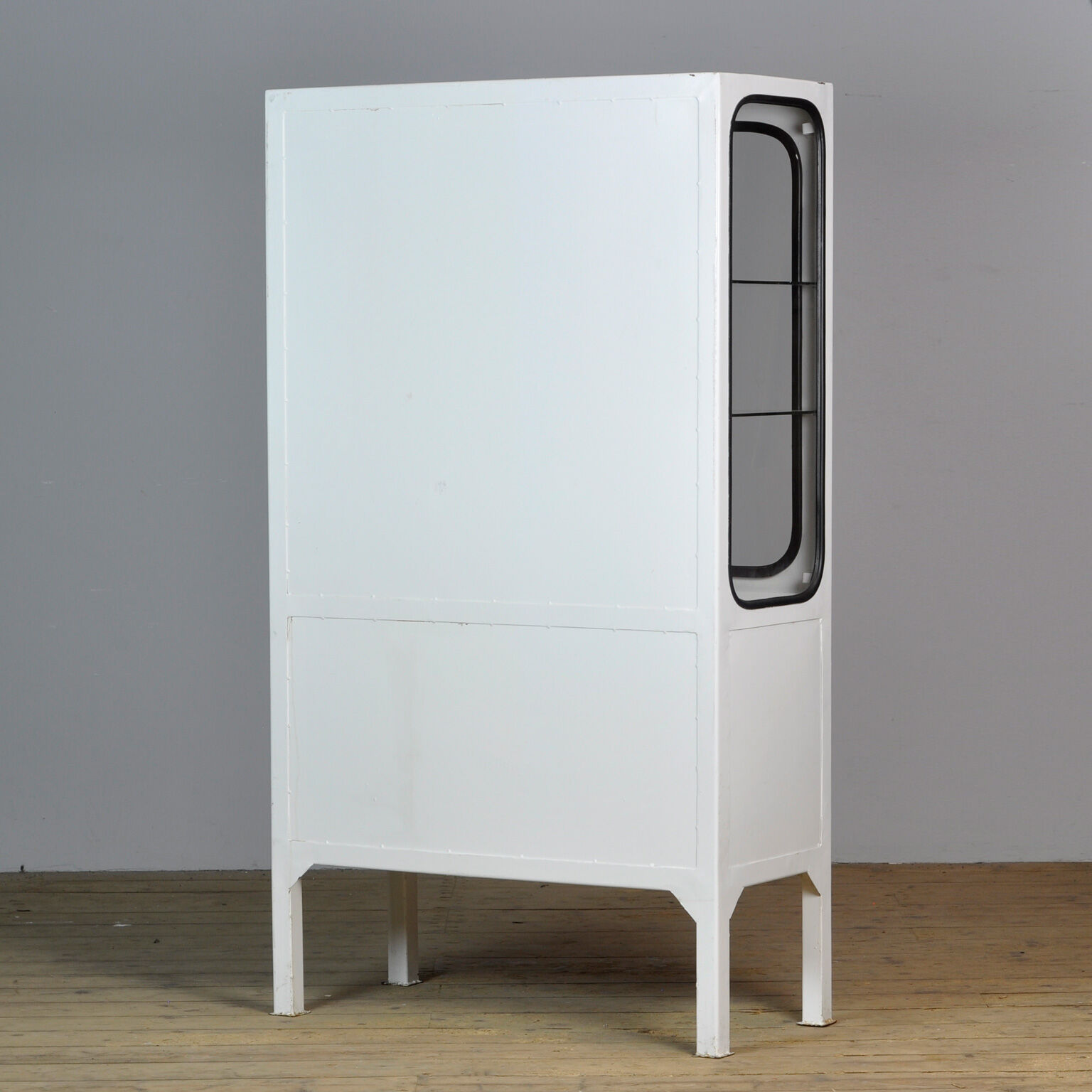 Armoire médicale en verre et fer, années 1970