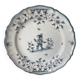 Moustiers earthenware plate, hand painted.