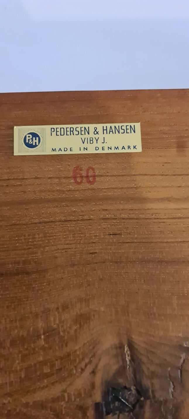 Vintage Danish design shelf by Pedersen & Hansen Viby J