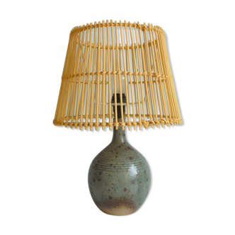 Grey ball lamp in sandstone