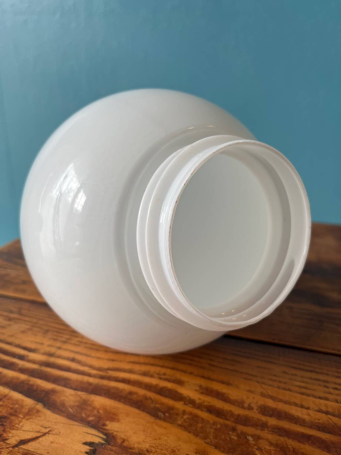 Lampe à poser globe