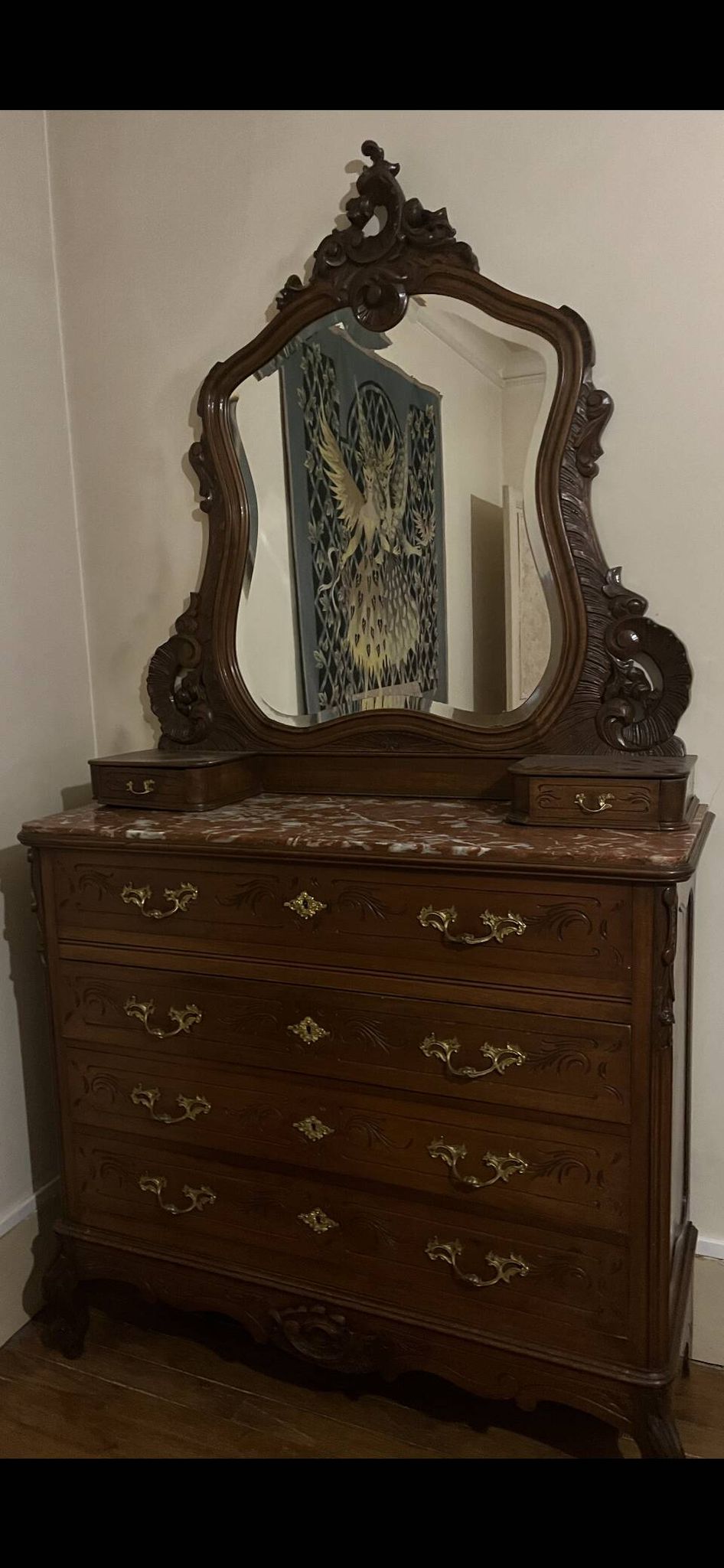 Commode ancienne avec miroir