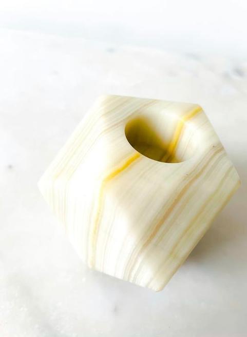 Pair of candlesticks in polished onyx