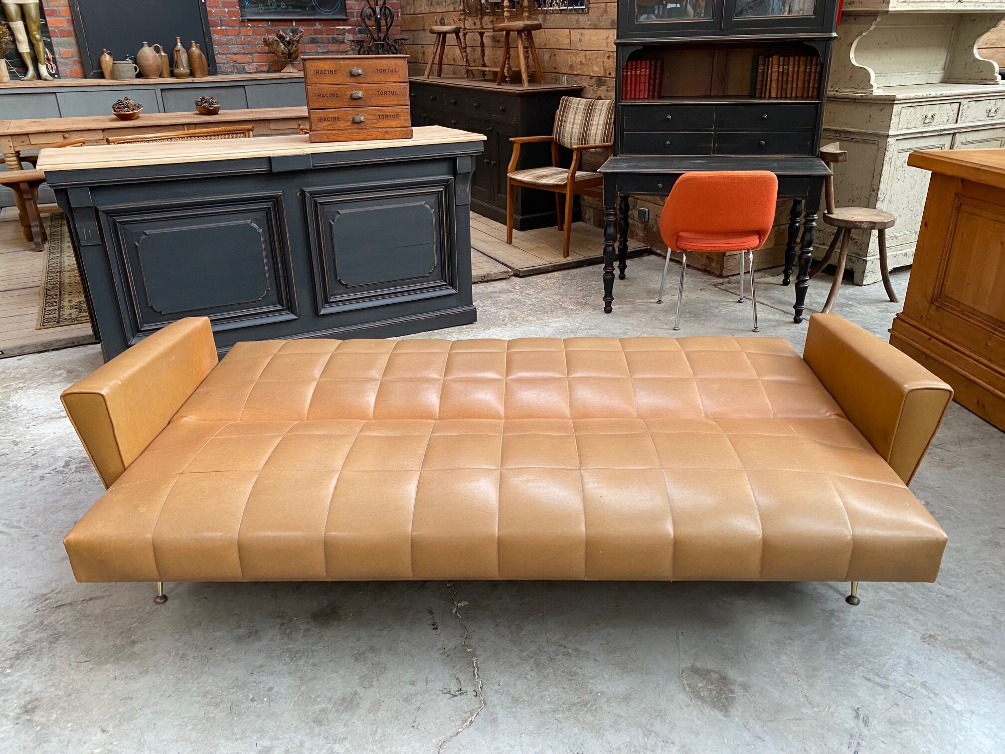 Sofa 60s compass