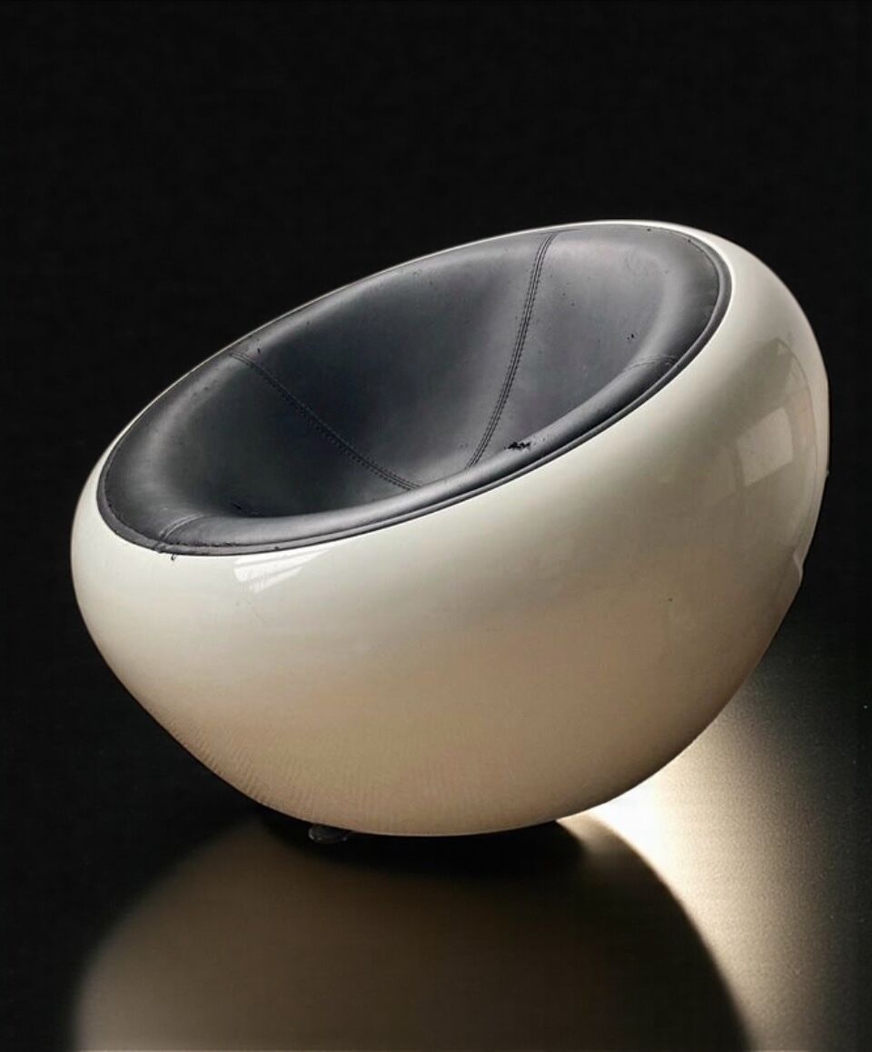"Eggpod Ball" armchair Aarnio