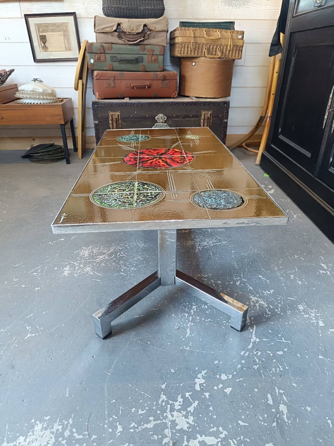 Ceramic coffee table
