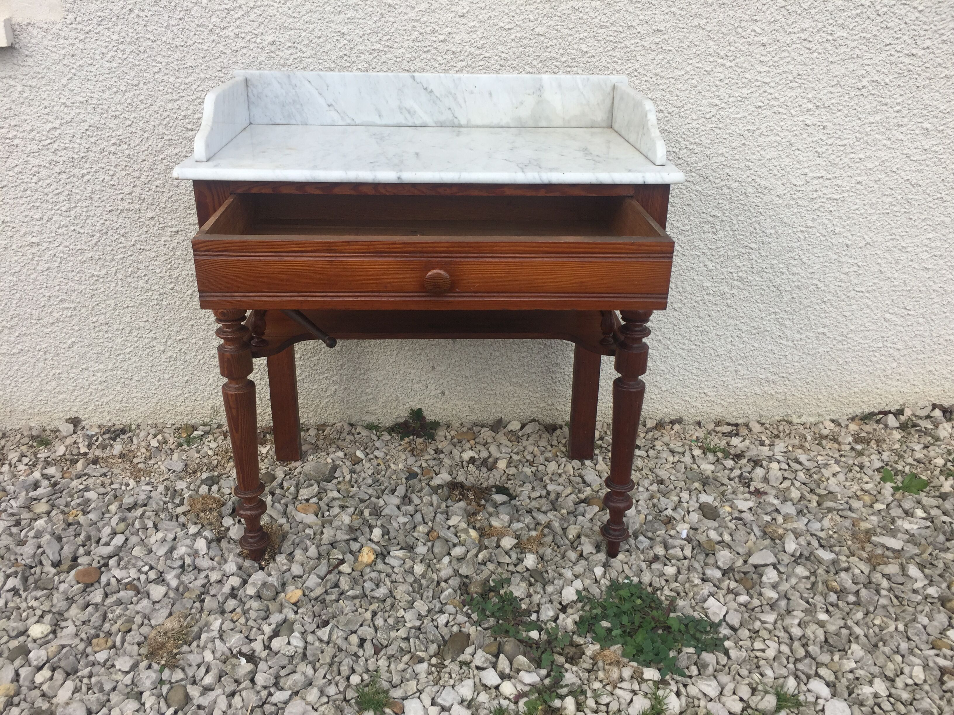 Hairdresser /toilet table
