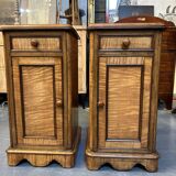 Paire de tables de chevet victoriennes en bois satiné