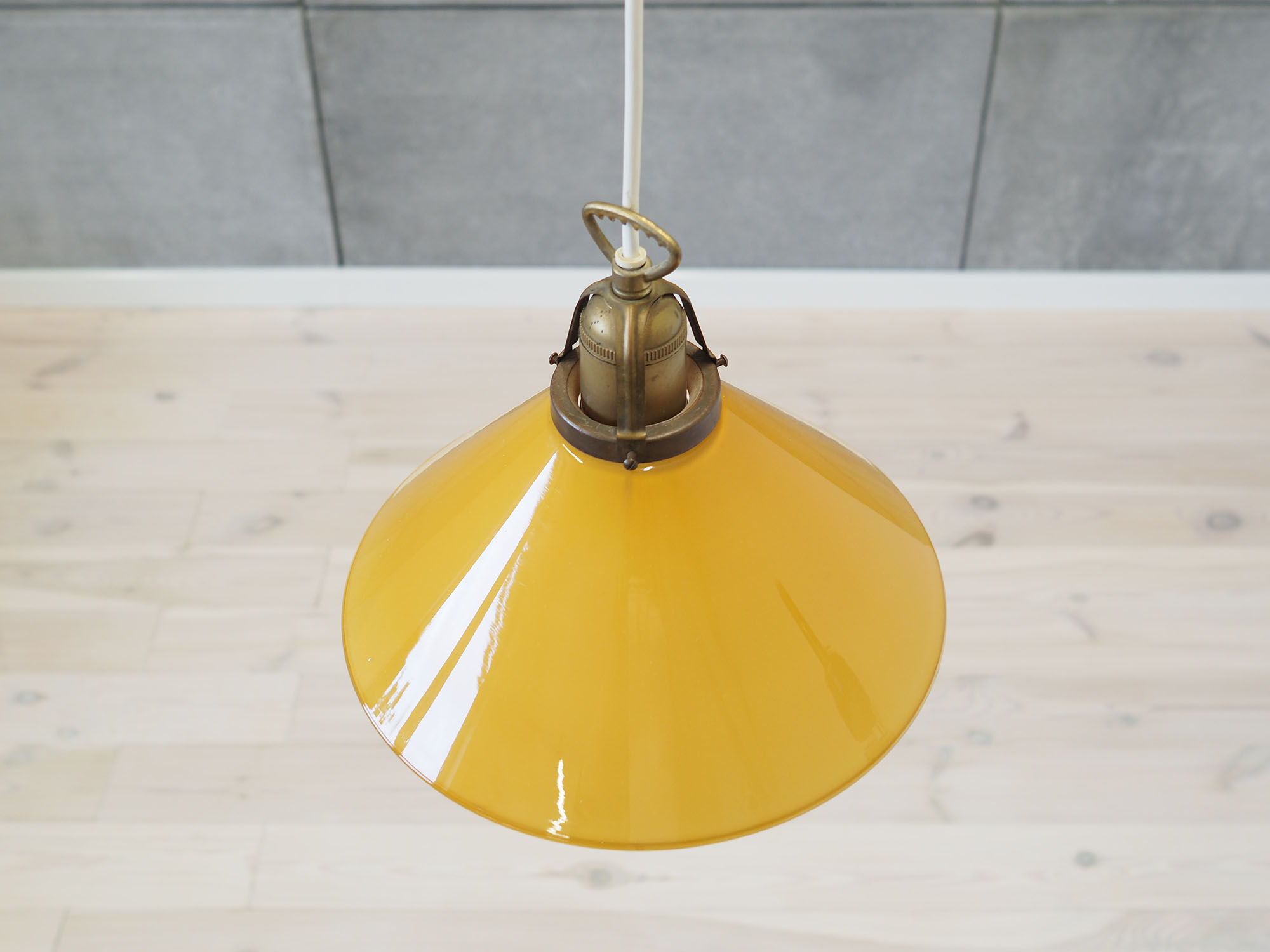 Suspension, design danois, années 1960, fabriquée par Soholm