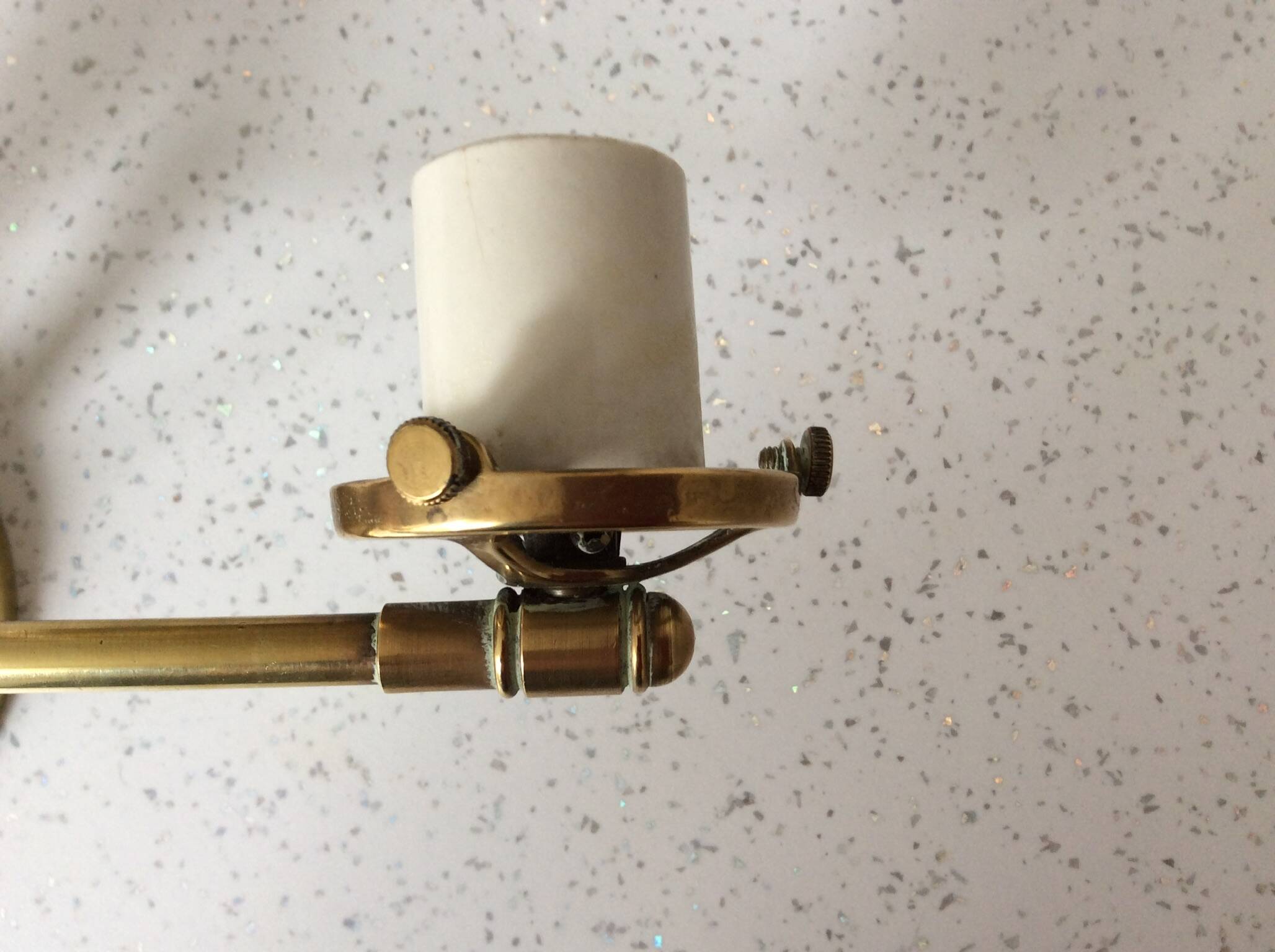 Brass wall light: 3 lamps
