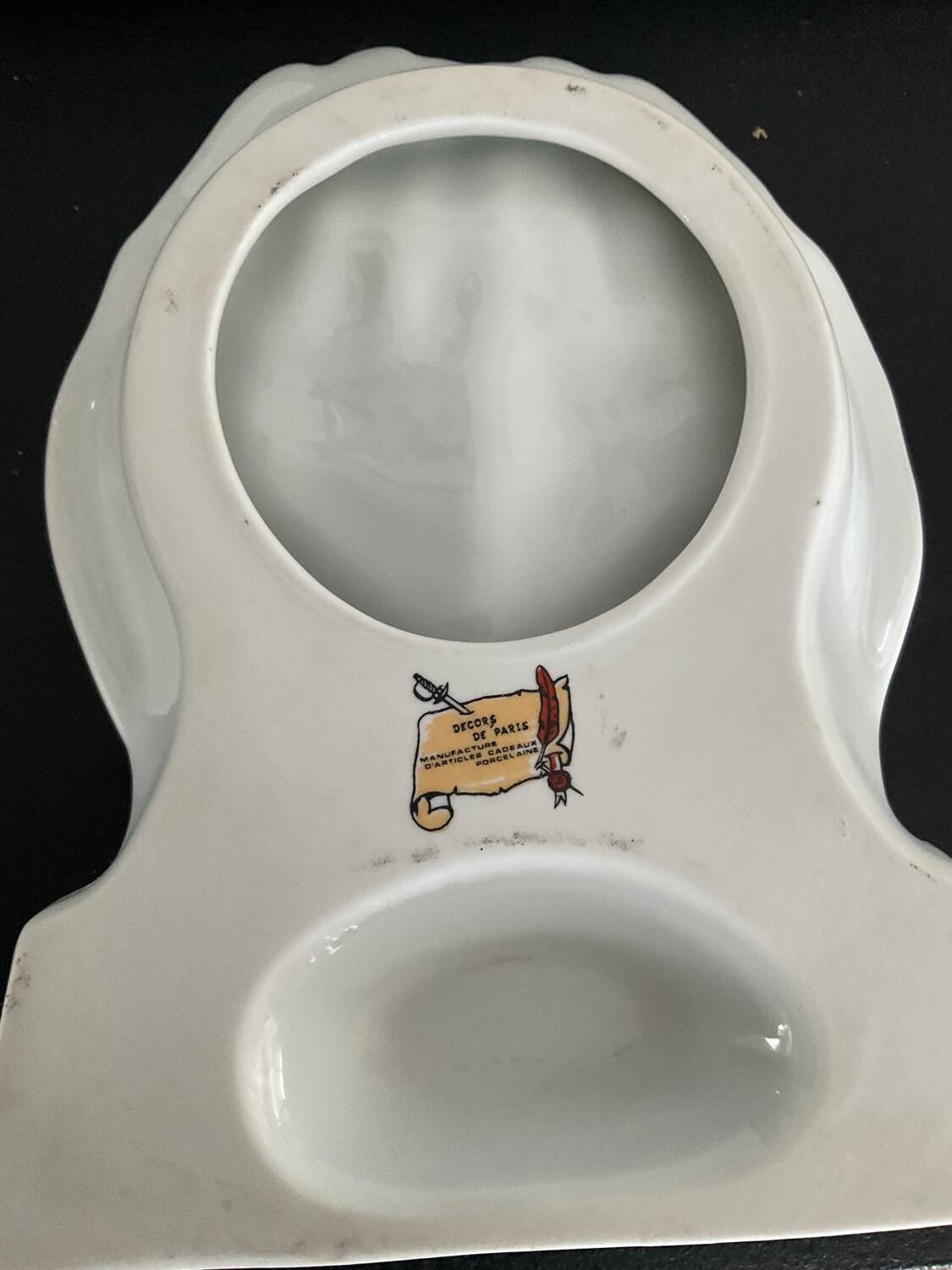 Vintage porcelain hand soap dish