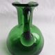 Pichet fiole de chimie en verre vert