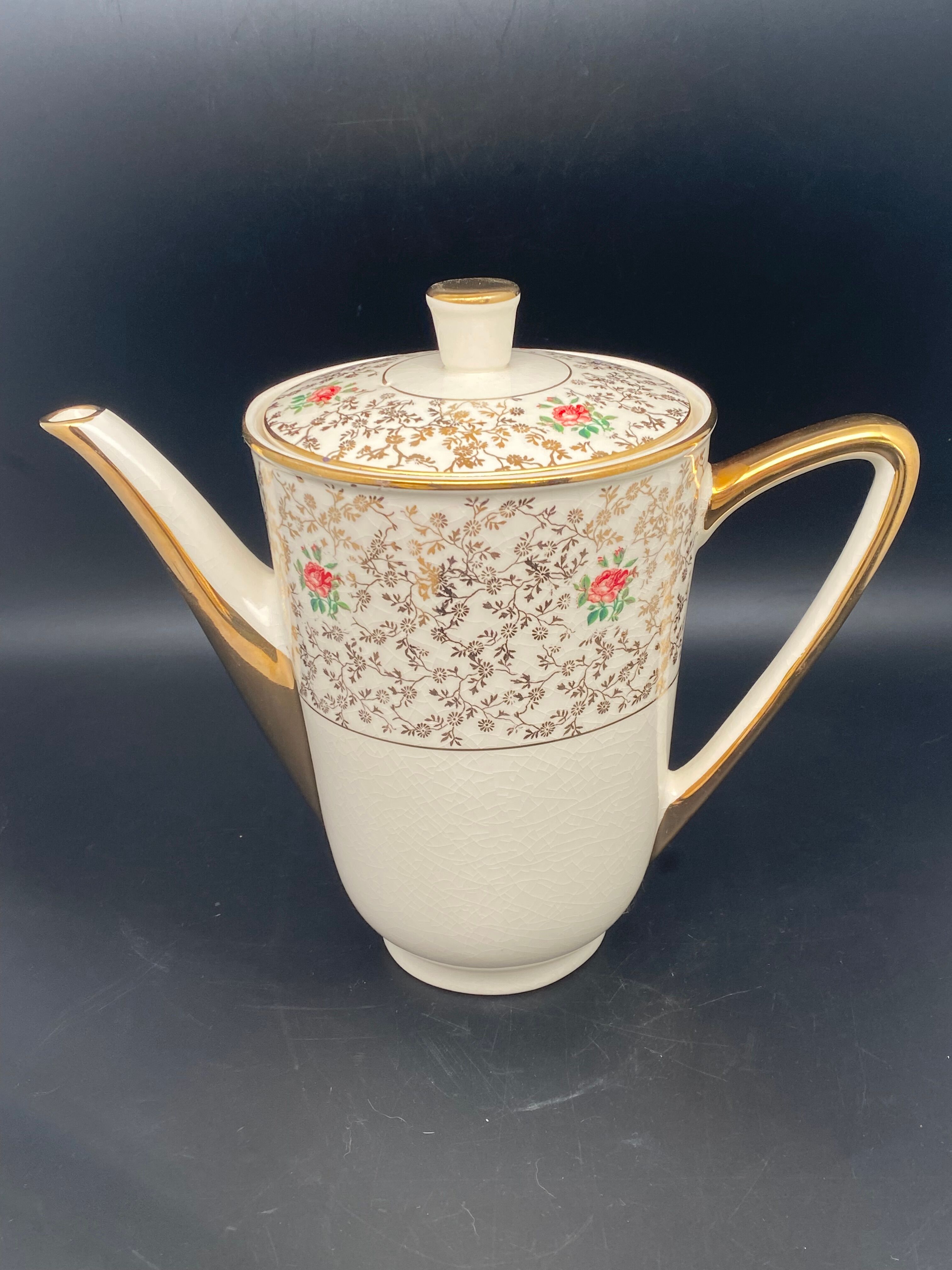 Villeroy & Boch porcelain tea set roses and gilding