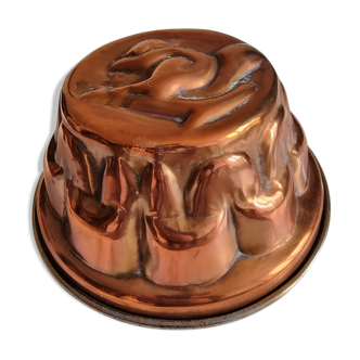 Copper cake mould