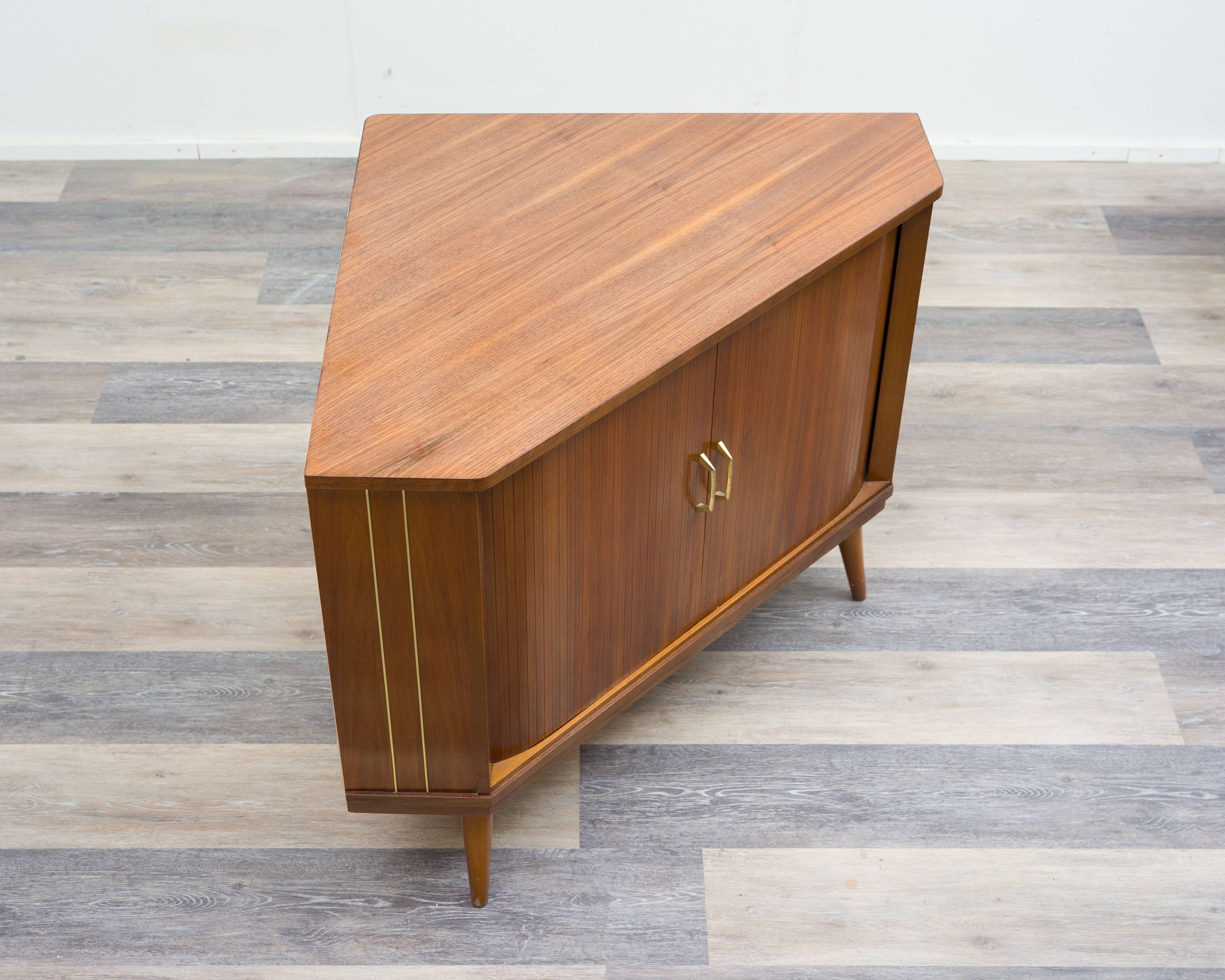 1950s chest of drawers/TV cabinet with sliding doors