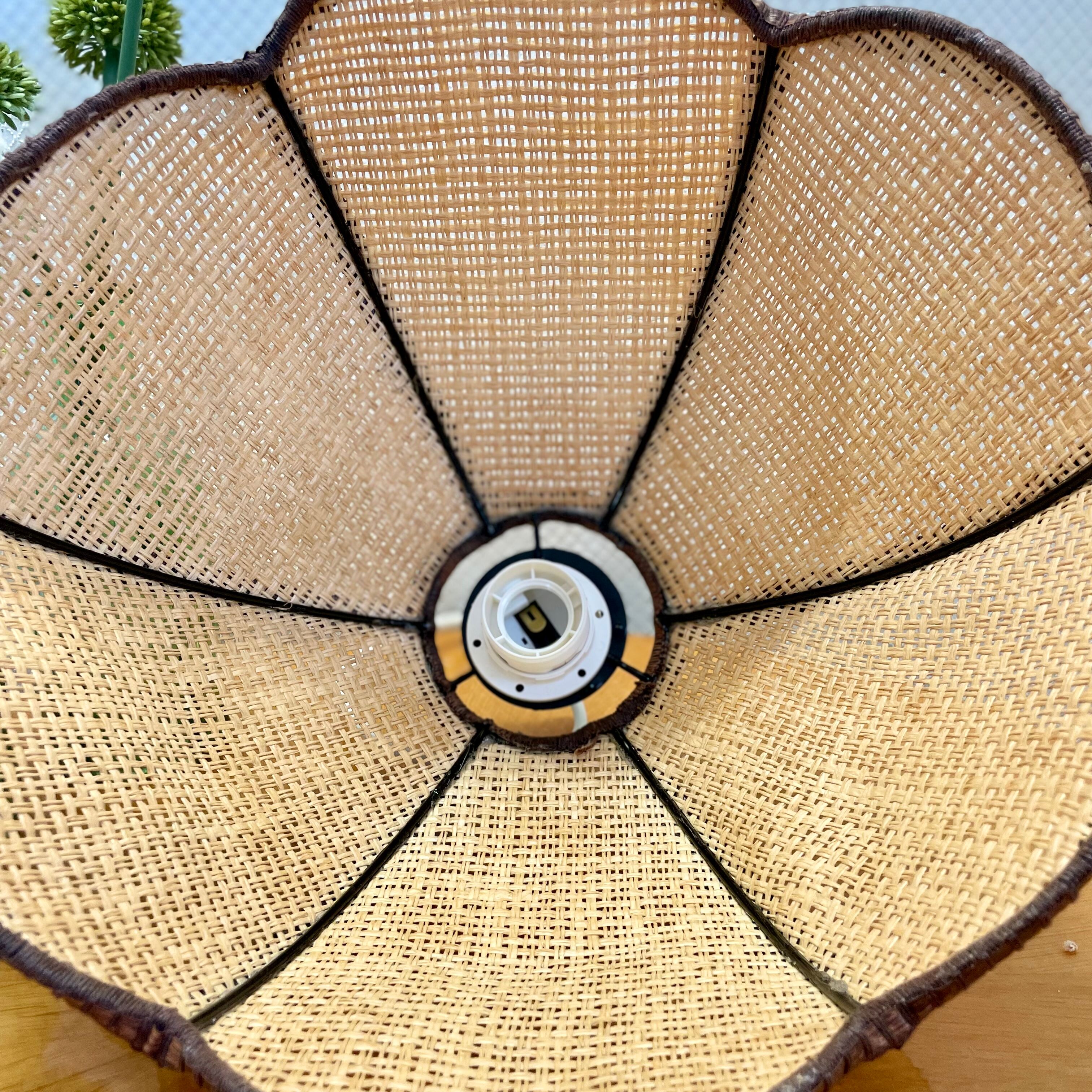 Rattan flower hanging lamp