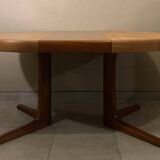 Table scandinave ronde vintage à pied central étoile extensible Baumann