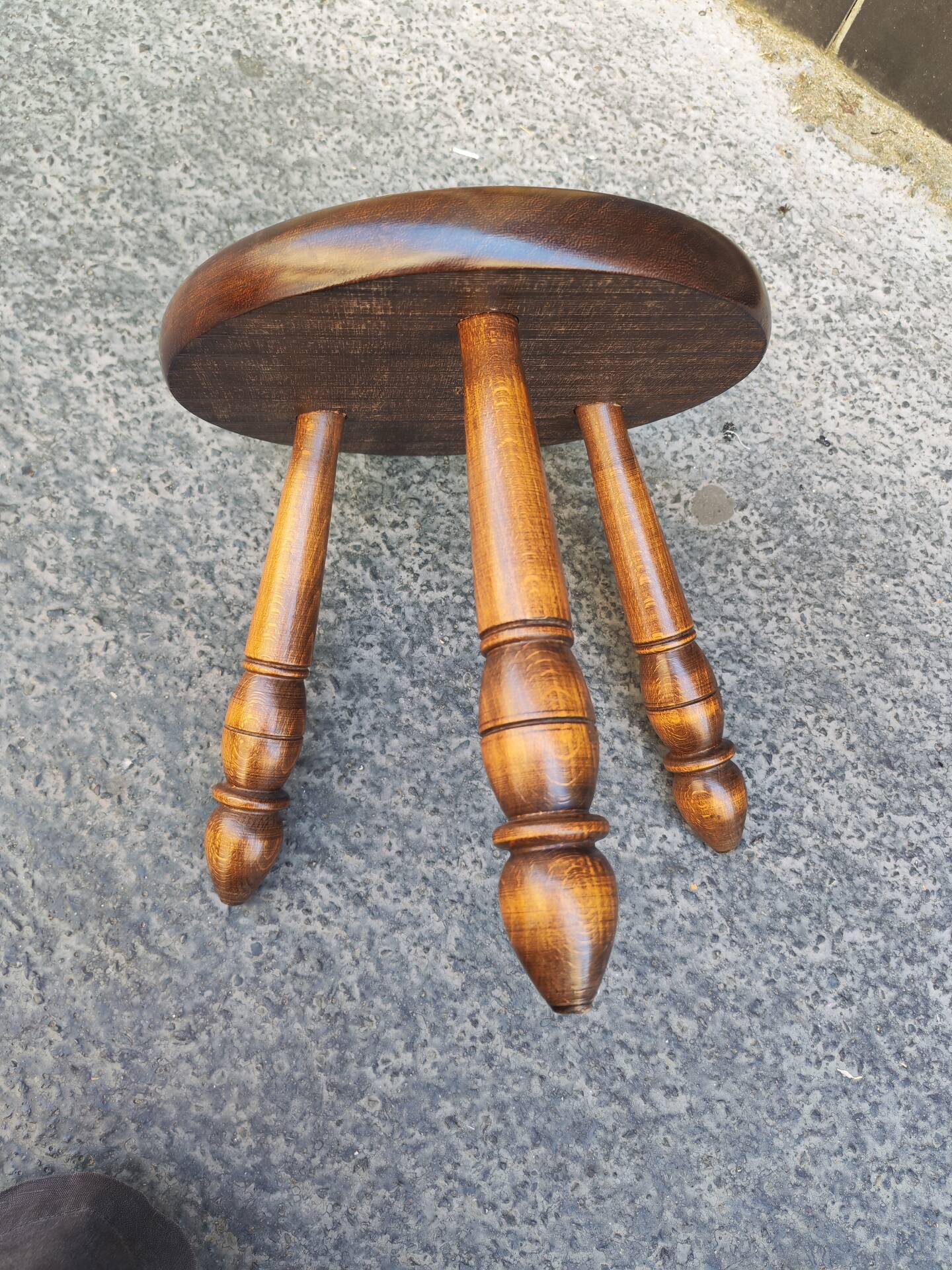Vintage tripod stool