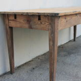 Farm table