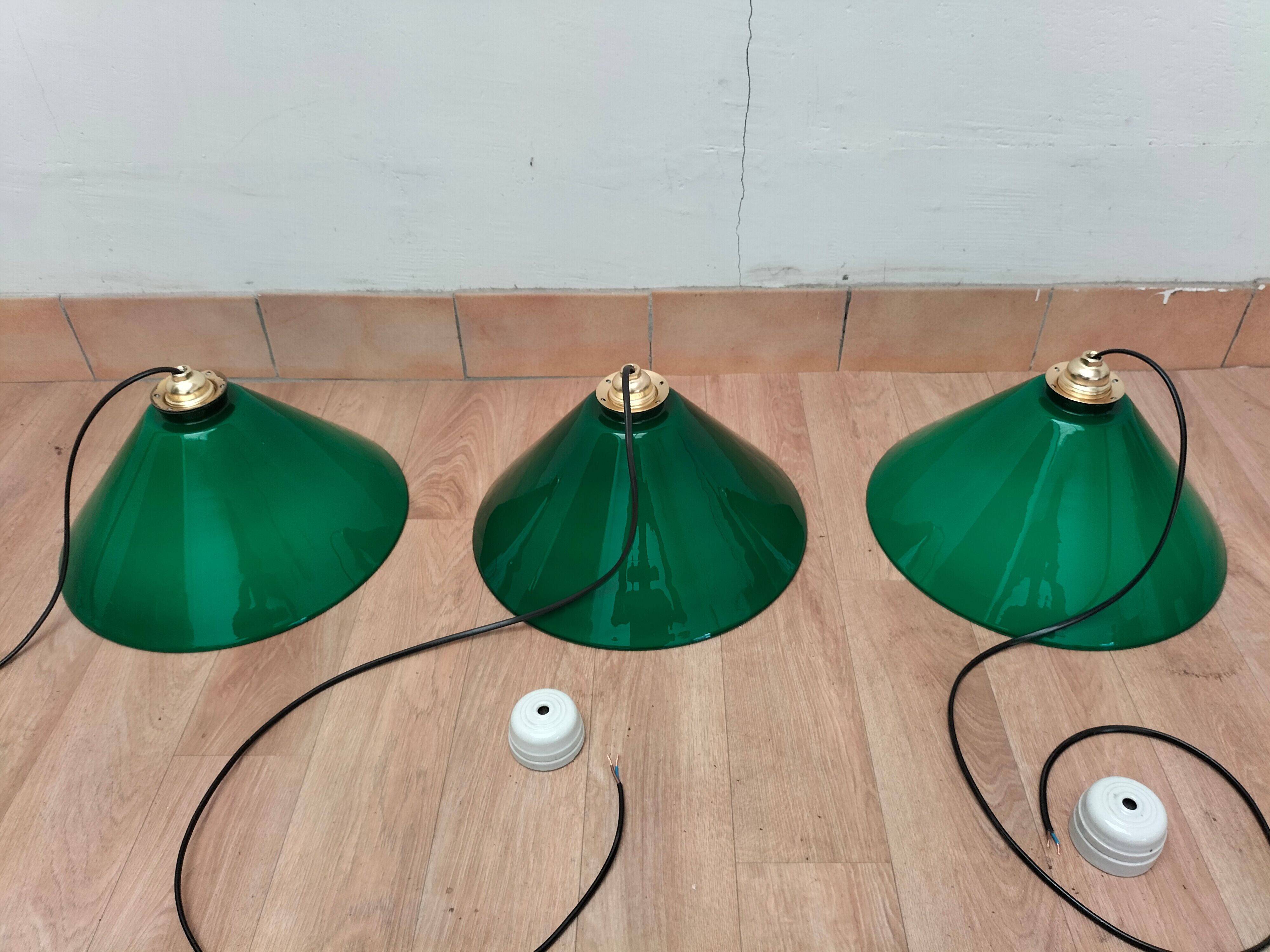 Lot de 3 opalines vertes anciennes