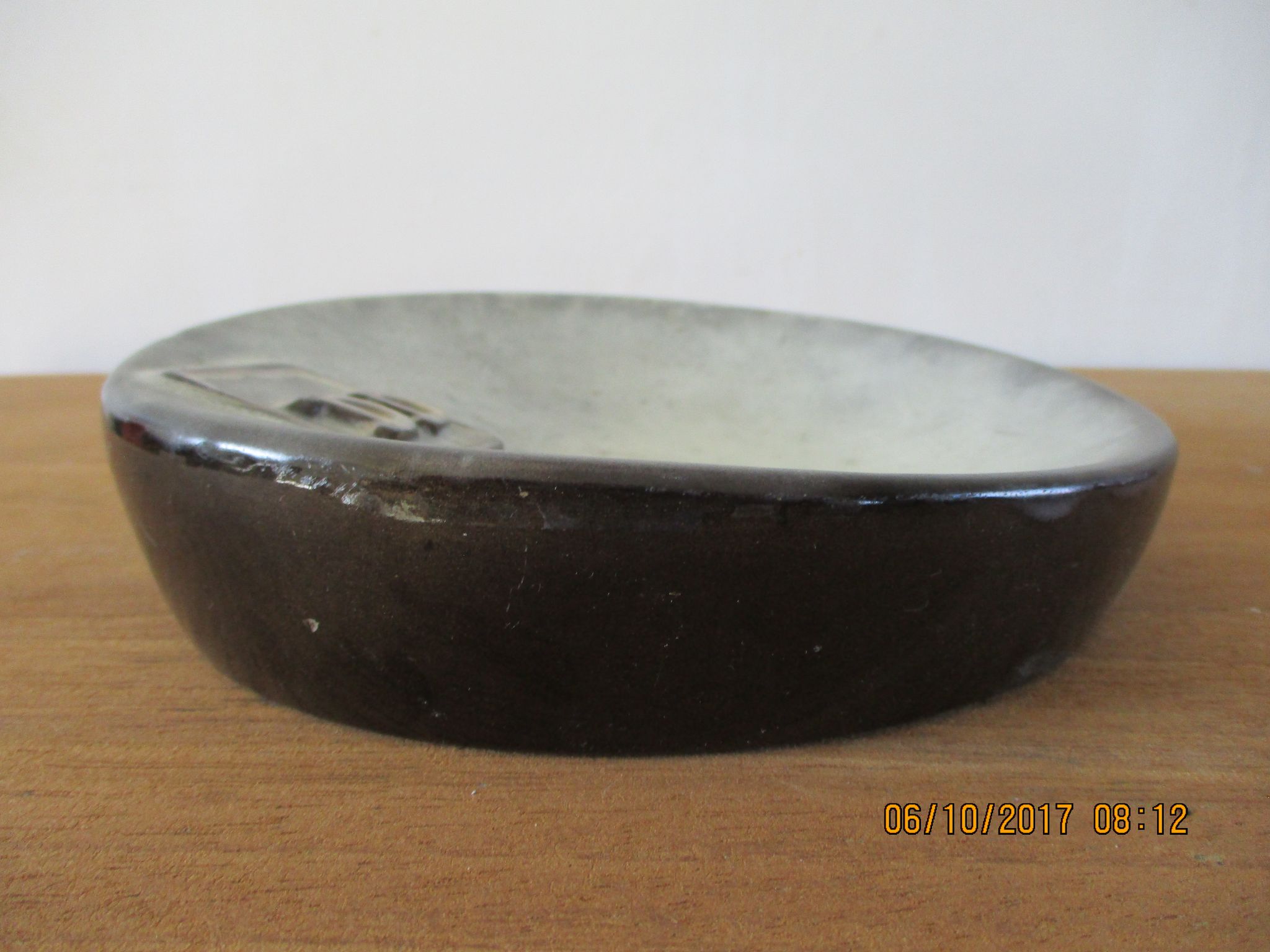 Empty ceramic pocket signed Villenauxe in Champagne 70s