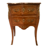 Commode galbée en bois de placage de style Louis XV / XX siècle