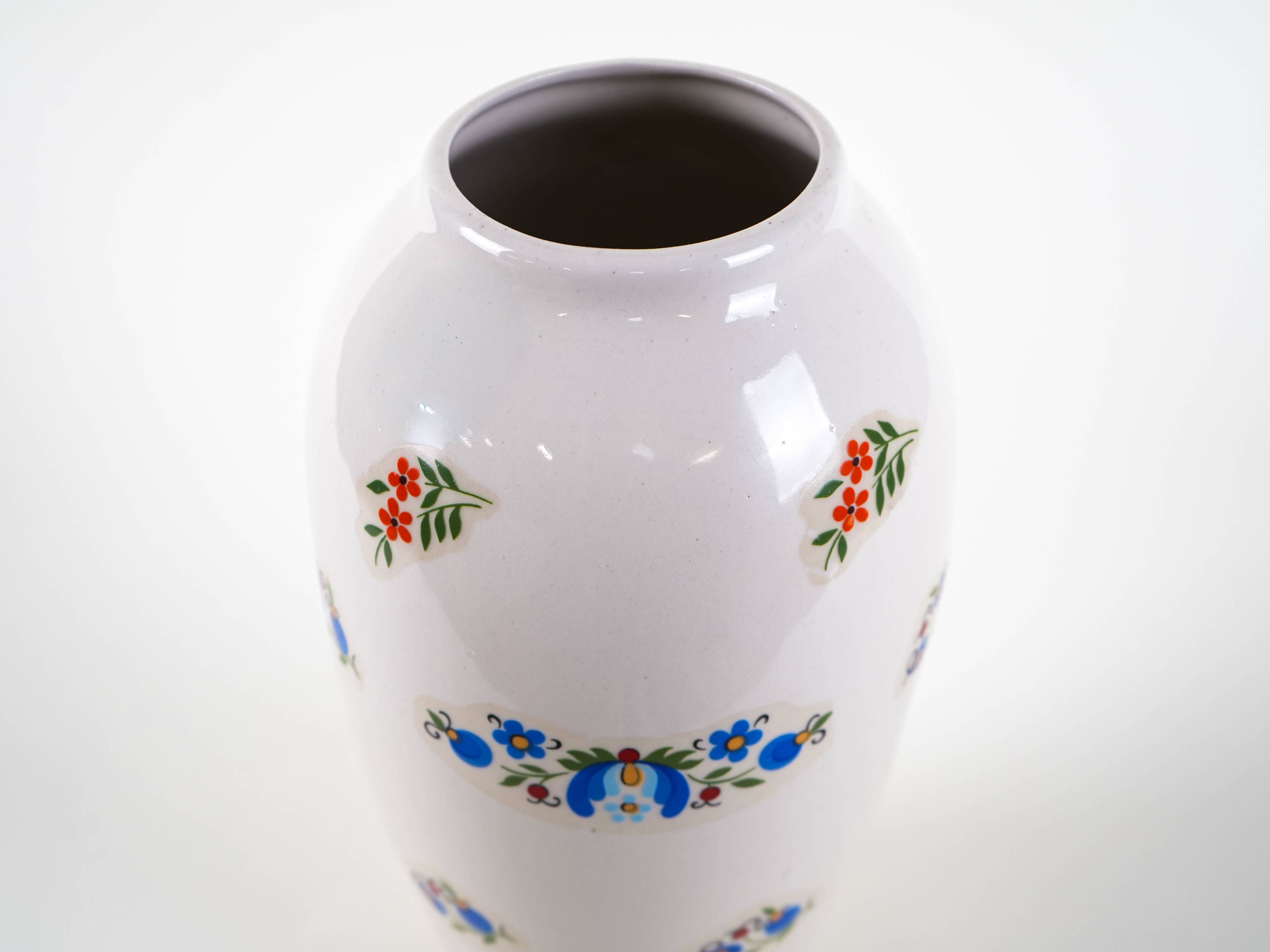 Porcelain vase, Kashubian design, 1980s, made in Poland