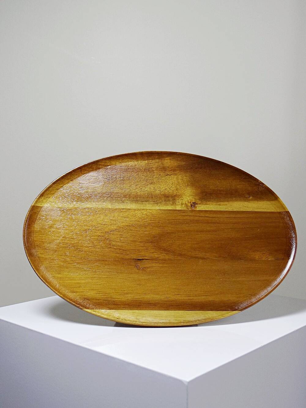 Vintage turned oval wooden display stand