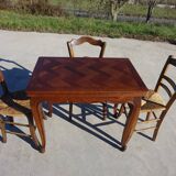 Extendable oak wallet table