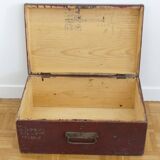Ancienne malle de service militaire