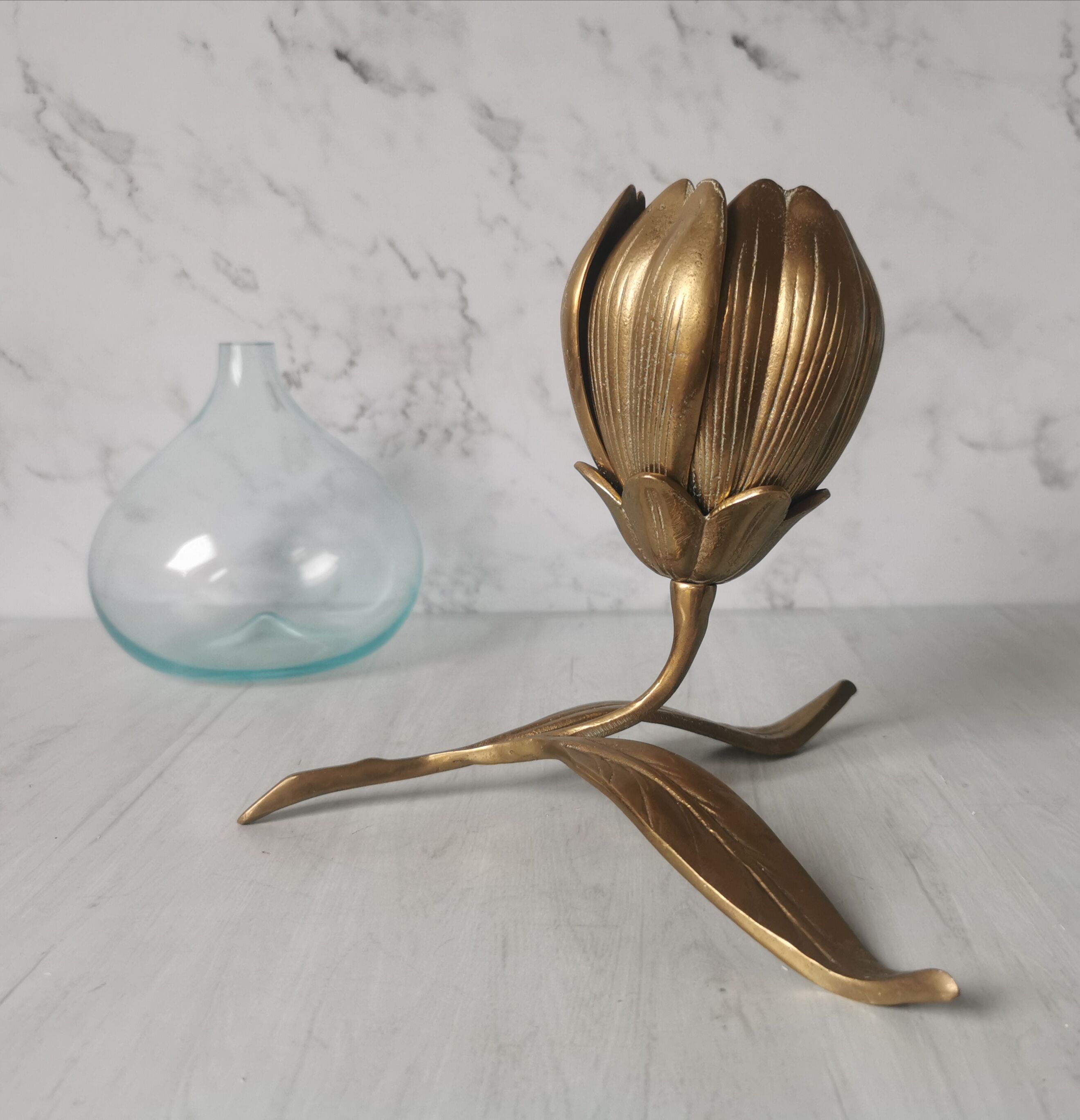 Brass ashtray fleur de lys with petals